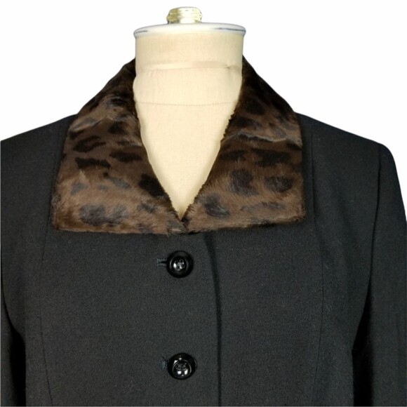 Kasper ASL Women's blazer Black. Removable faux Fur Collar Size 6 - Picture 2 of 4
